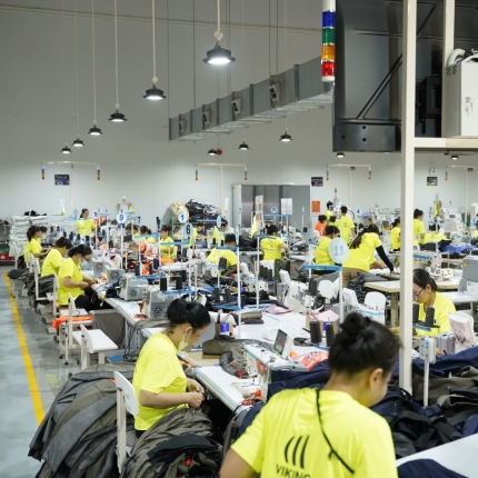 From Small Defects to Major Improvements: How a Factory Learns from Production Issues