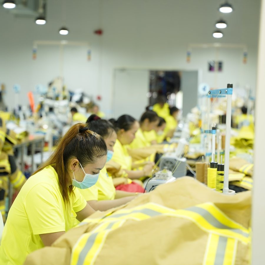 Người thợ giỏi hiếm khi nghỉ vì lương: điều gì thật sự giữ họ ở lại chuyền